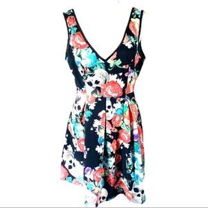 JF Skull & Floral Low V Neck Dress Sz M